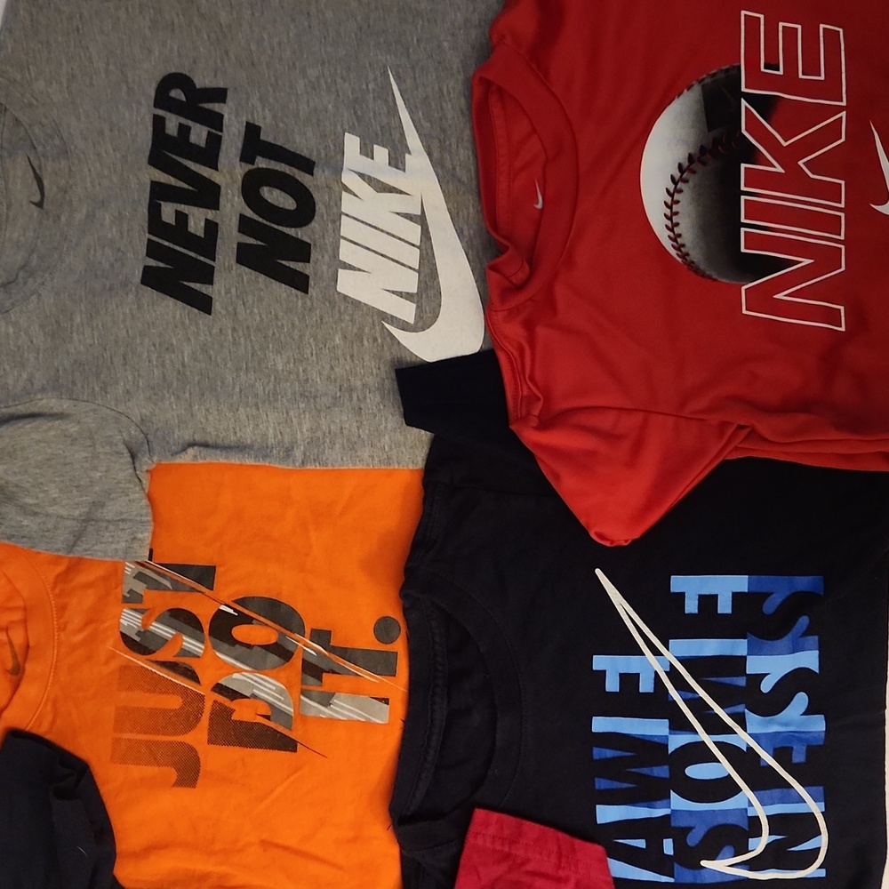 Nike tees 4t